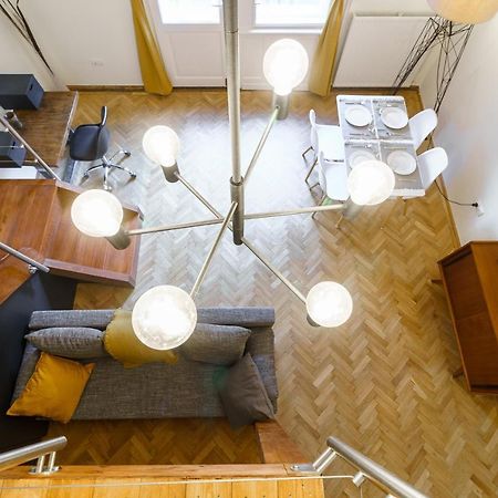 Central Loft-Style Flat Next To Danube Budapest Bagian luar foto